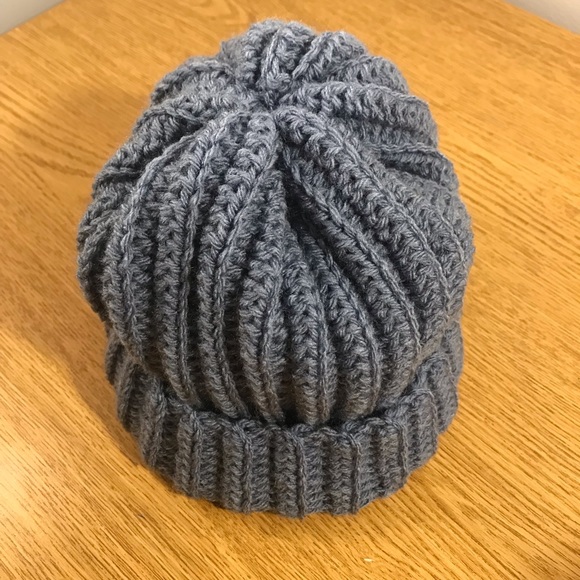 HANDMADE CROCHET BLUE BEANIE - Picture 3 of 3